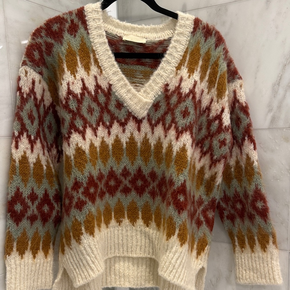 Elegant V-Neck Sweater in Cream, Red, Green, and Gold